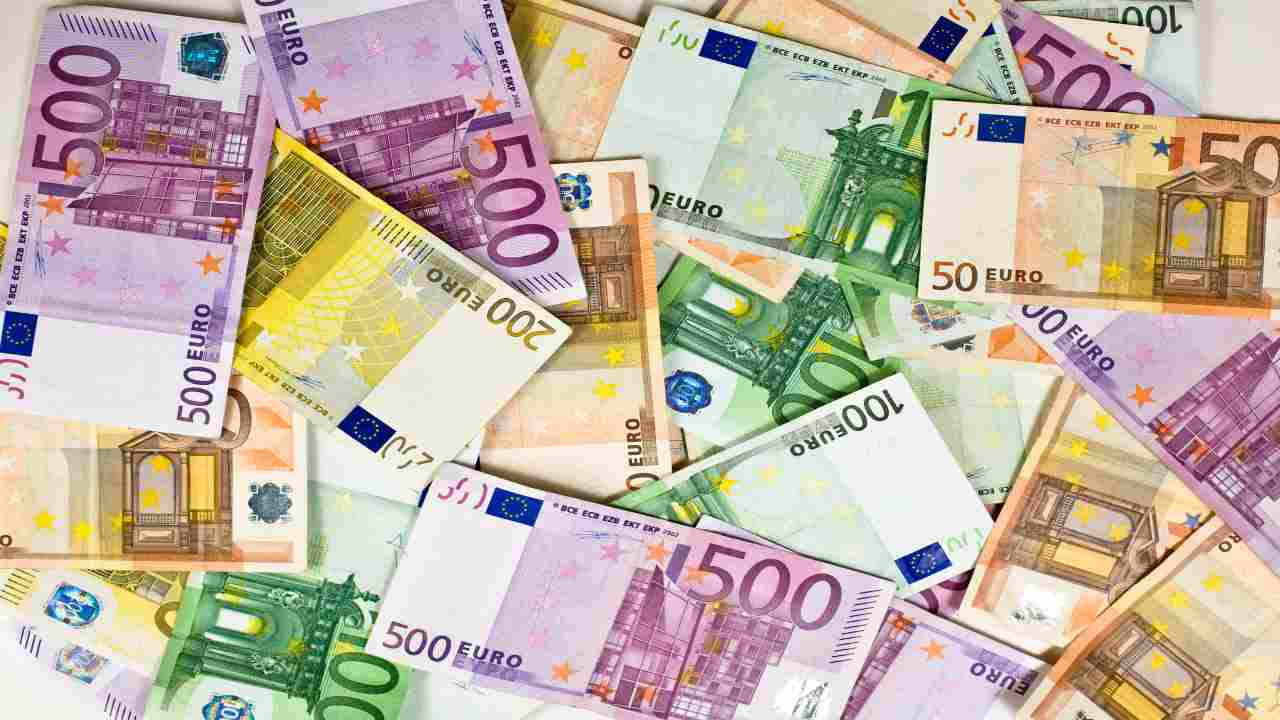 Come ottenere 300 euro in più di pensione ogni mese - Depositphotos - JobsNews.it