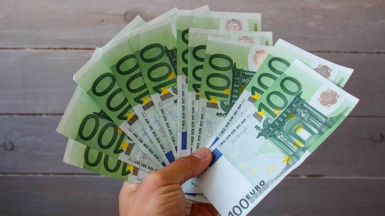 1000 euro di bonus - fonte_corporate - jobsnews.it