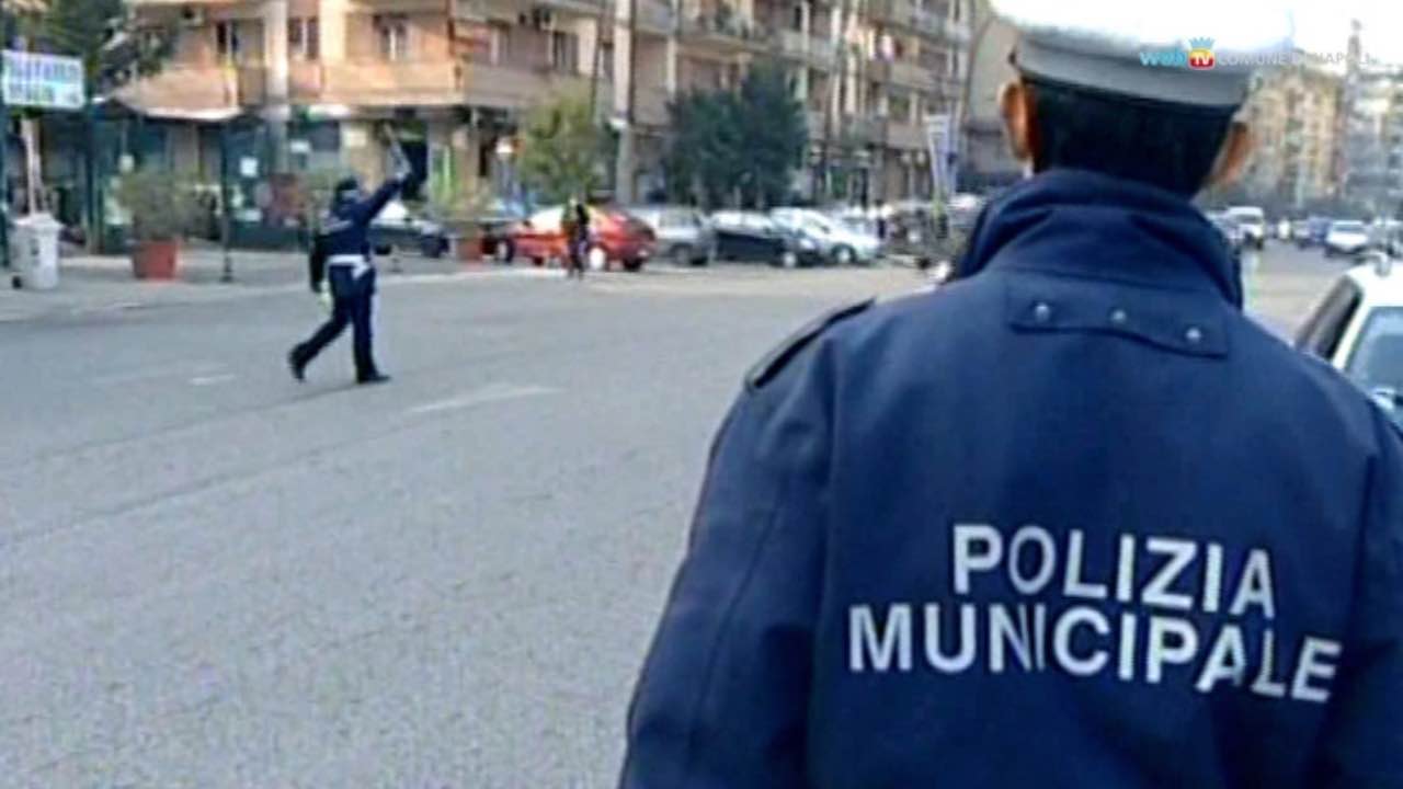 Polizia municipale - fonte_Ansa - jobsnews.it