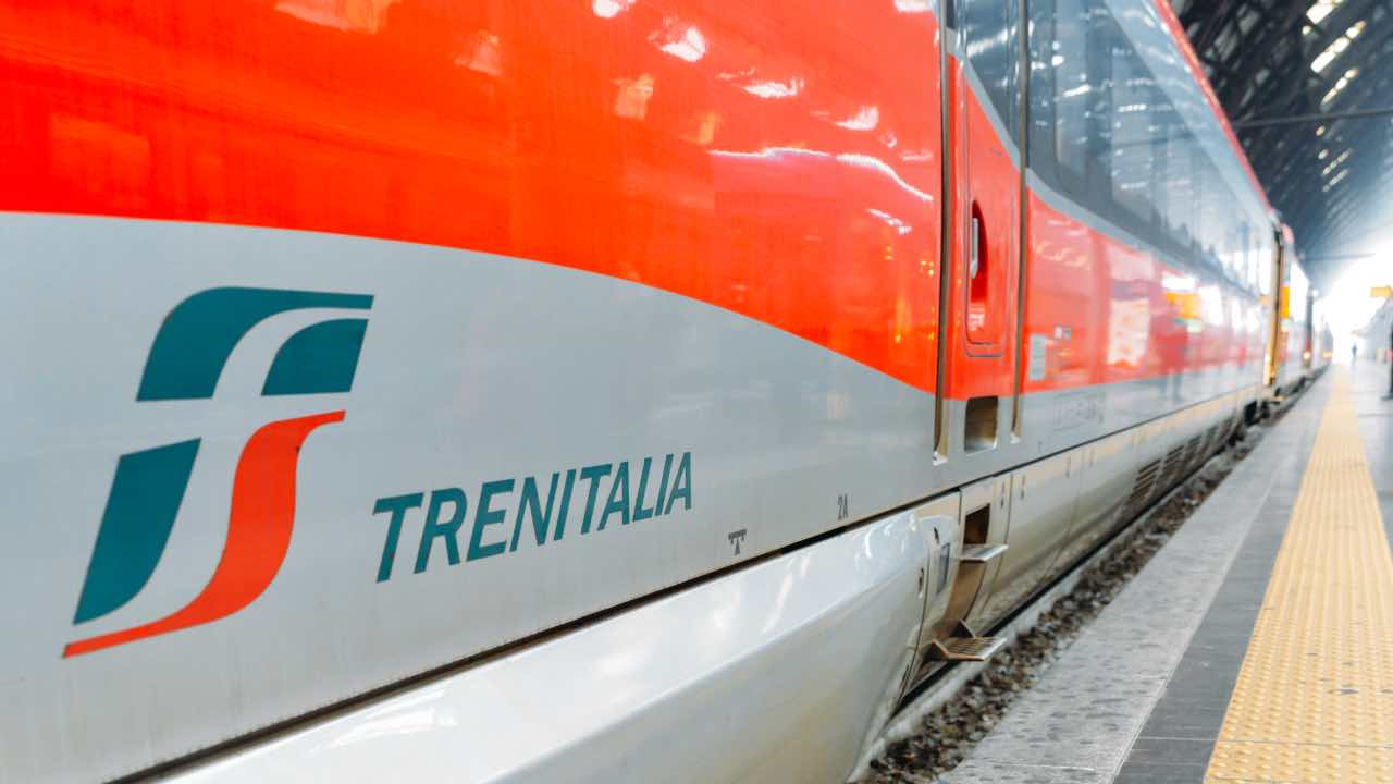 Trenitalia-fonte_depositphotos-jobsnews.it